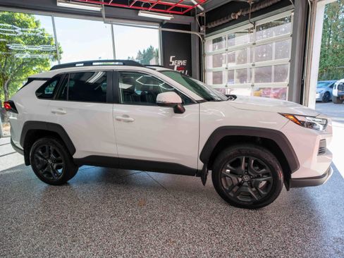 Used 2024 Toyota RAV4 Adventure w/ Convenience Package image 5