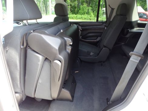 Used 2019 Chevrolet Tahoe LS AWD/4WD image 31