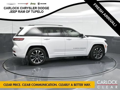 Used 2023 Jeep Grand Cherokee Overland w/ Luxury Tech Group IV AWD/4WD image 4
