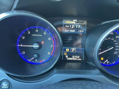 Used 2018 Subaru Outback 2.5i Premium image 12