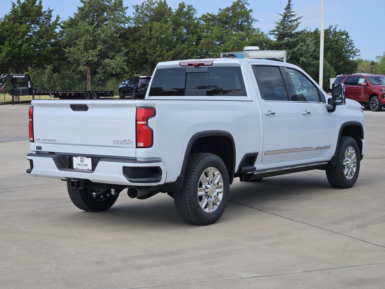 New 2026 Chevrolet Silverado 2500 High Country w/ High Country Premium Package AWD/4WD image 4