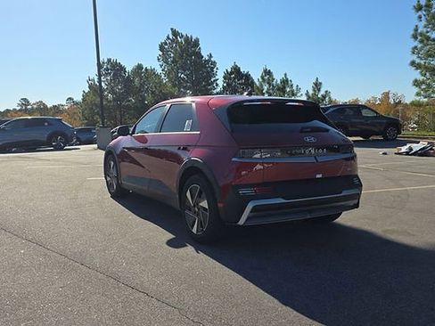 New 2026 Hyundai Ioniq 5 SEL image 18