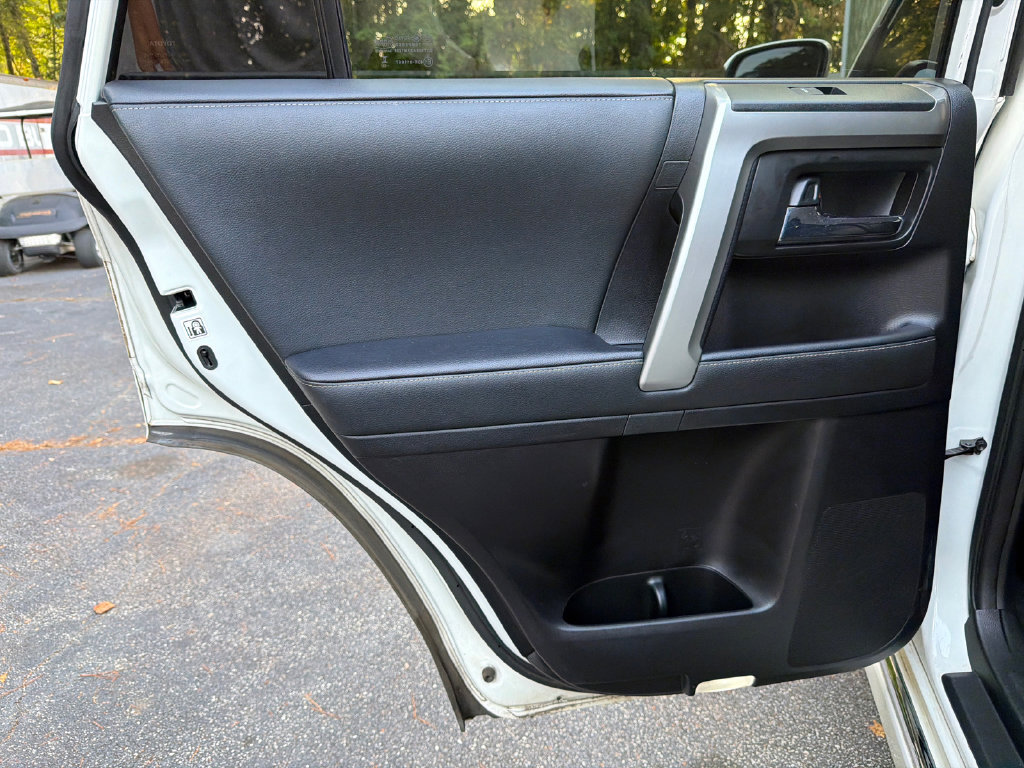 Used 2023 Toyota 4Runner Limited RWD image 21