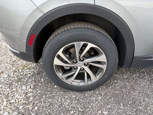 Used 2023 Buick Envision Essence image 20