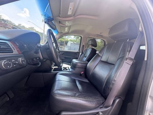 Used 2013 Chevrolet Tahoe LT image 10