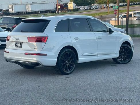 Used 2017 Audi Q7 3.0T Premium Plus w/ Premium Plus Package AWD/4WD image 8