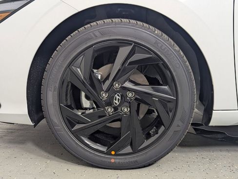 New 2026 Hyundai Elantra Sport image 9