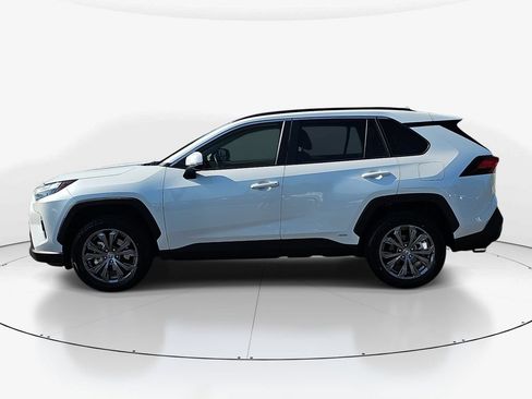 Used 2024 Toyota RAV4 XLE Premium w/ Weather Package AWD/4WD image 10