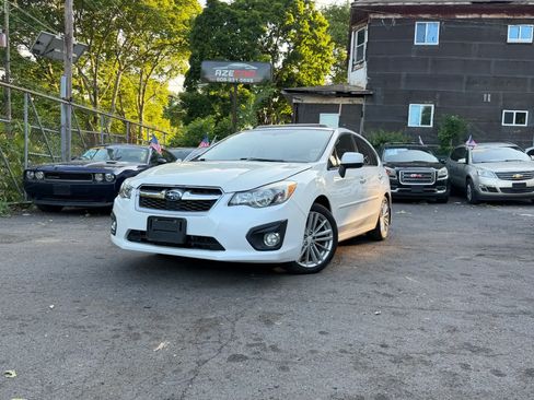 Used 2014 Subaru Impreza 2.0i Limited AWD/4WD image 3