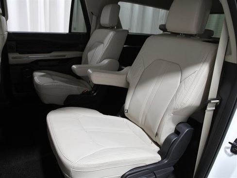 Used 2023 Ford Expedition Max Platinum image 20