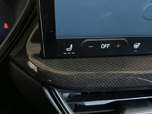 Certified 2025 Ford Escape ST-Line Elite image 8