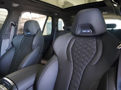 New 2026 BMW X5 M Competition w/ Executive Package AWD/4WD image 12
