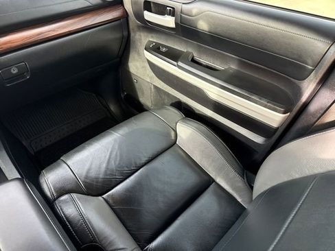 Used 2020 Toyota Tundra Limited w/ Limited Premium Package image 16