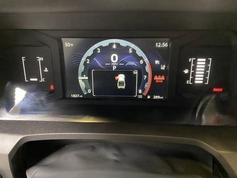 Used 2025 Toyota Tacoma SR5 AWD/4WD image 37