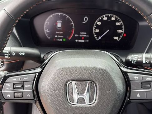 Used 2025 Honda HR-V Sport image 12