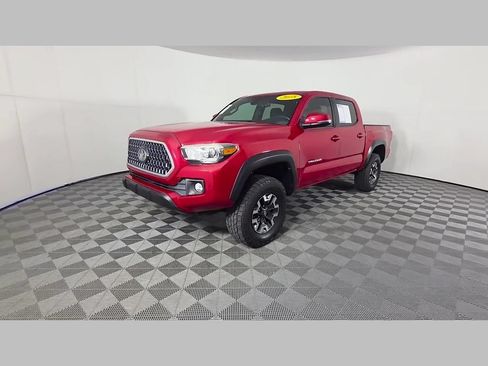 Used 2018 Toyota Tacoma TRD Off-Road AWD/4WD image 47