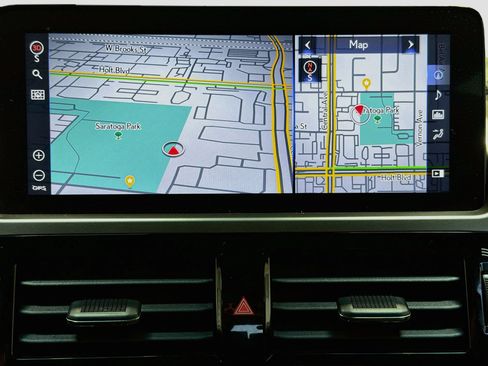 Used 2023 Lexus GX 460 Premium w/ Premium Plus Package AWD/4WD image 9