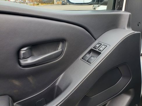 New 2026 Nissan Frontier S image 15