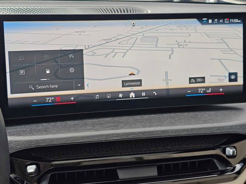 Used 2026 BMW 330i xDrive Sedan w/ M Sport Package image 29