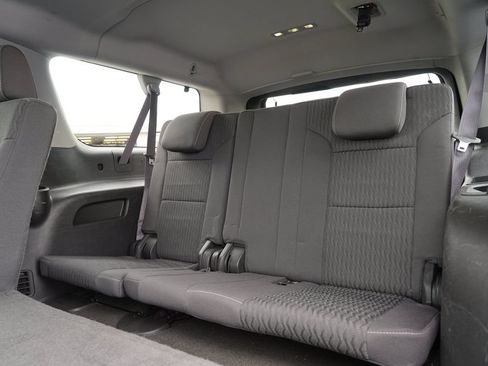 Used 2016 Chevrolet Suburban LS AWD/4WD image 25