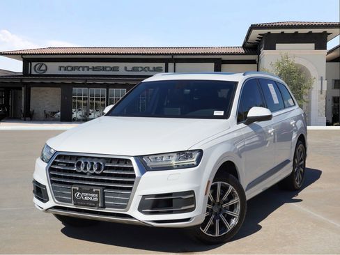 Used 2017 Audi Q7 3.0T Premium Plus image 1