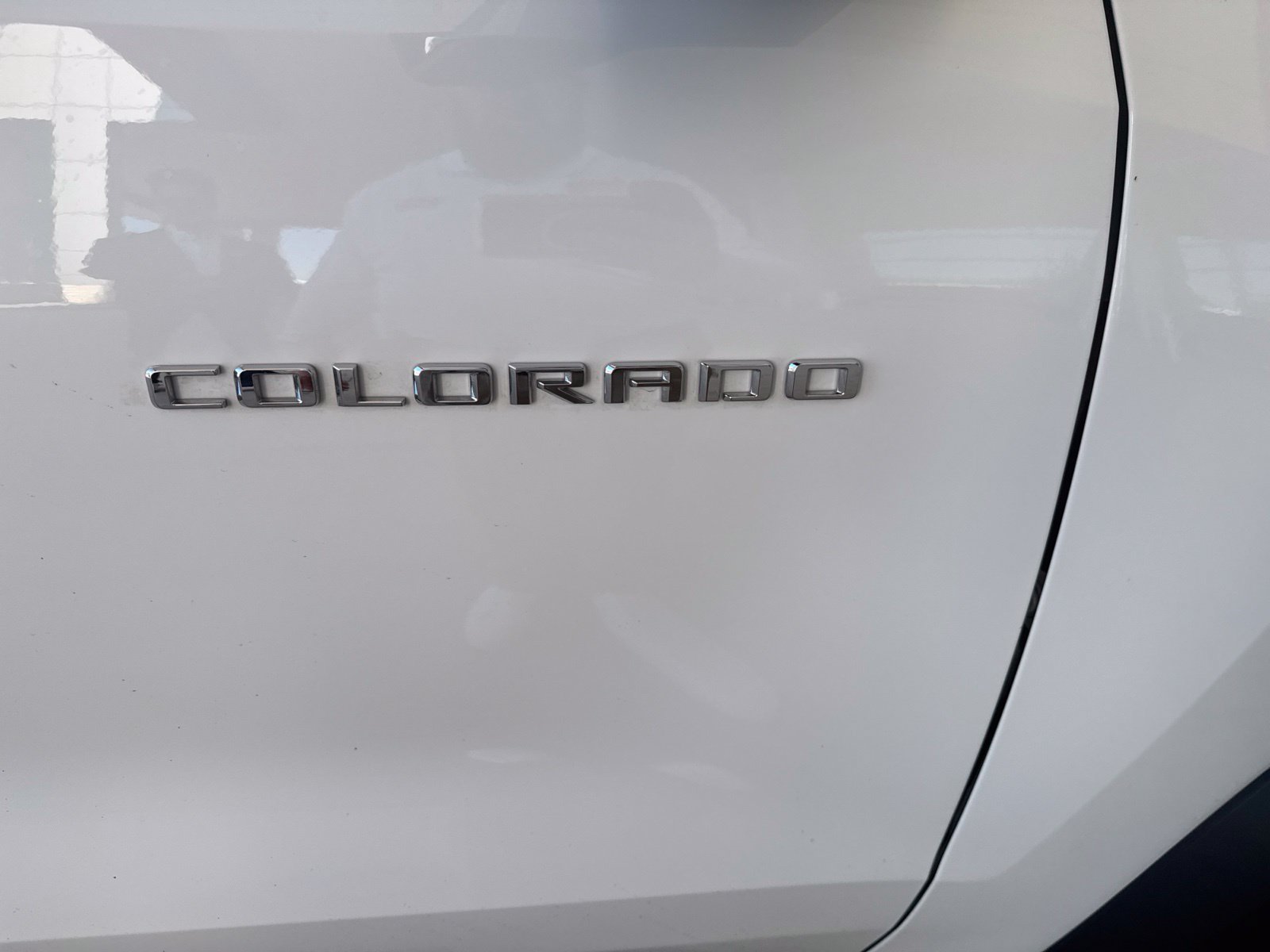 Used 2025 Chevrolet Colorado ZR2 w/ Technology Package AWD/4WD image 30