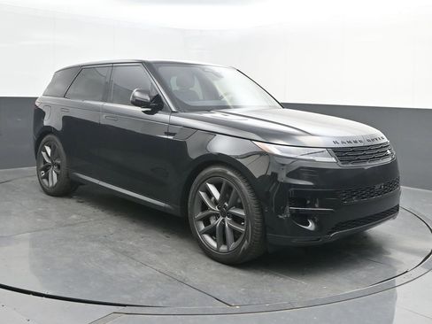 New 2026 Land Rover Range Rover Sport SE AWD/4WD image 9