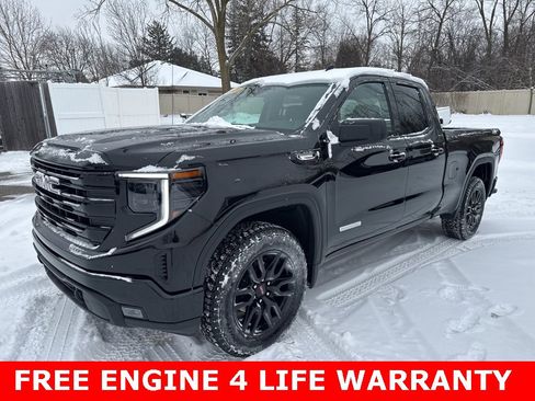 Used 2025 GMC Sierra 1500 Elevation image 1