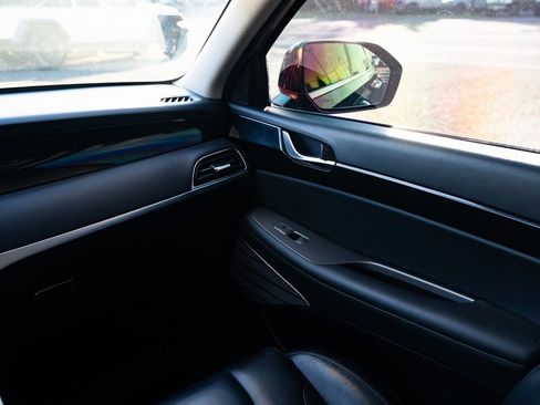 Used 2022 Hyundai Palisade Limited image 10