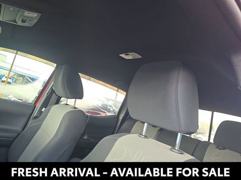 Used 2022 Toyota Tacoma TRD Sport w/ Technology Package AWD/4WD image 15