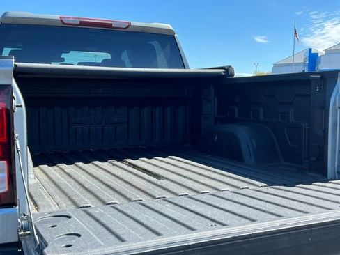 Used 2023 GMC Sierra 1500 Elevation AWD/4WD image 8