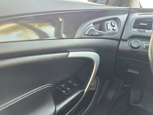 Used 2016 Buick Regal Premium FWD image 28