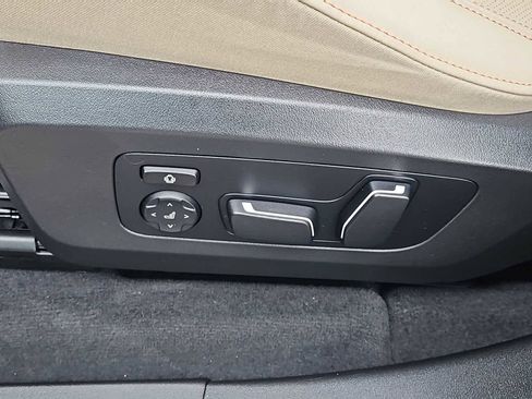 Used 2025 BMW X3 xDrive30i w/ Convenience Package image 15