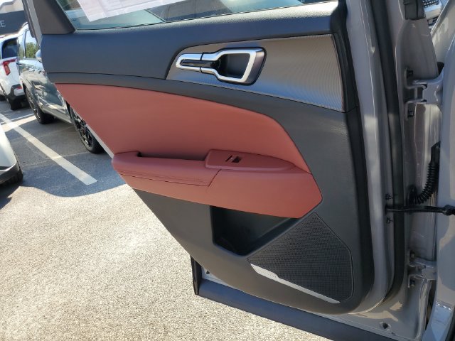 New 2027 Kia Sportage SX FWD image 19