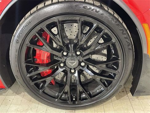 Used 2016 Chevrolet Corvette Z06 w/ 3LZ Preferred Equipment Group image 16