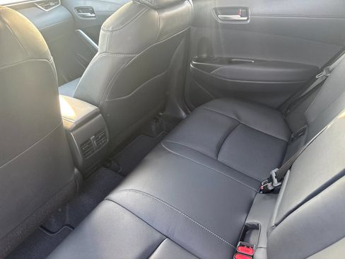 Used 2025 Toyota Corolla Cross XLE AWD/4WD image 13