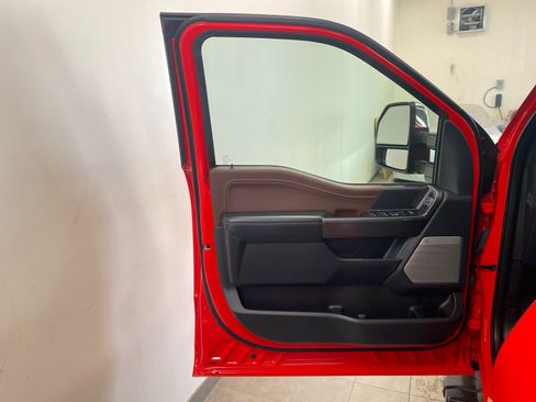 Certified 2022 Ford F150 Lariat w/ Equipment Group 502A High image 15