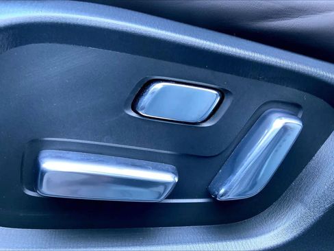 Used 2025 MAZDA CX-5 Signature image 34