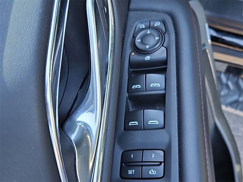 Used 2023 Chevrolet Tahoe RST image 16