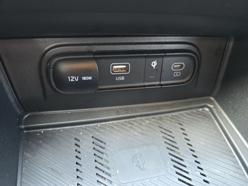 Used 2025 Kia Sportage EX FWD image 22