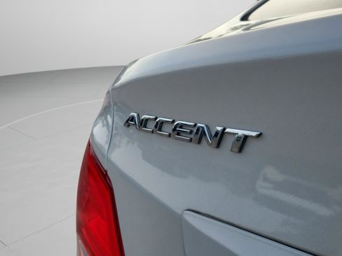 Used 2017 Hyundai Accent SE image 24