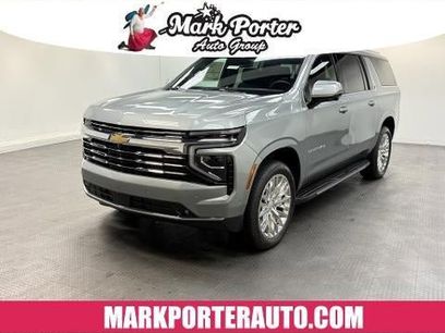 New 2026 Chevrolet Suburban LT w/ Comfort Package