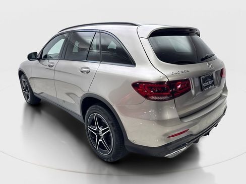 Used 2022 Mercedes-Benz GLC 300 4MATIC image 9