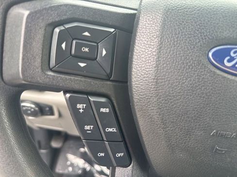 Used 2022 Ford F350 XLT w/ Snow Plow Prep Package image 18