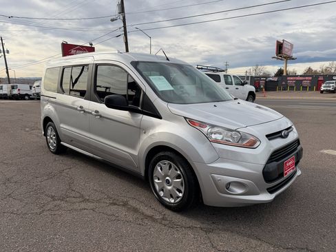 Used 2018 Ford Transit Connect XLT image 2
