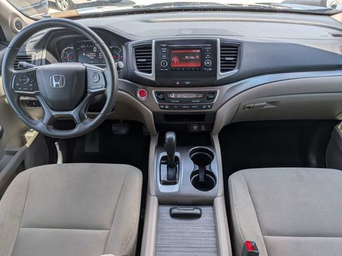 Used 2019 Honda Pilot LX image 17