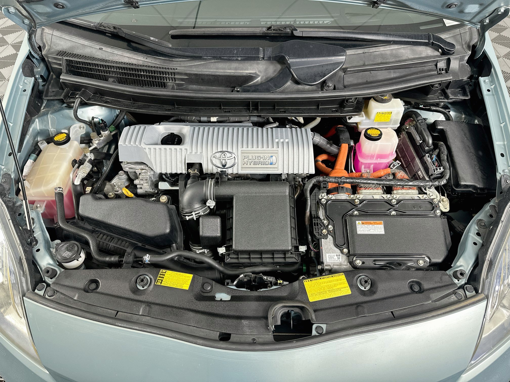 Used 2014 Toyota Prius Prime Advanced FWD image 32