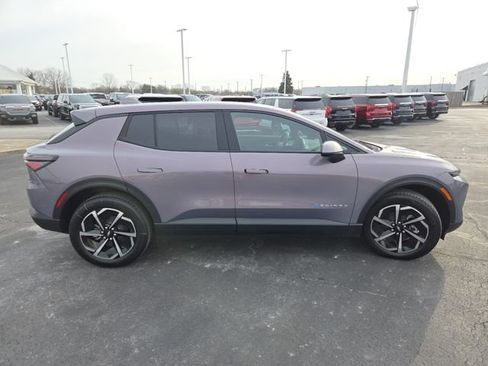 Certified 2026 Chevrolet Equinox EV LT image 15