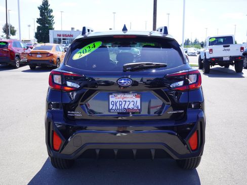 Used 2024 Subaru Crosstrek 2.0i Premium AWD/4WD image 10