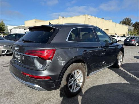 Used 2022 Audi Q5 2.0T Premium AWD/4WD image 2